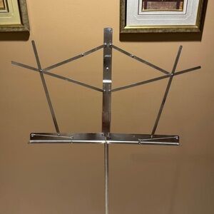 Music stand
